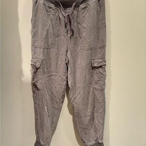 American Eagle Army Green Cargo Joggers